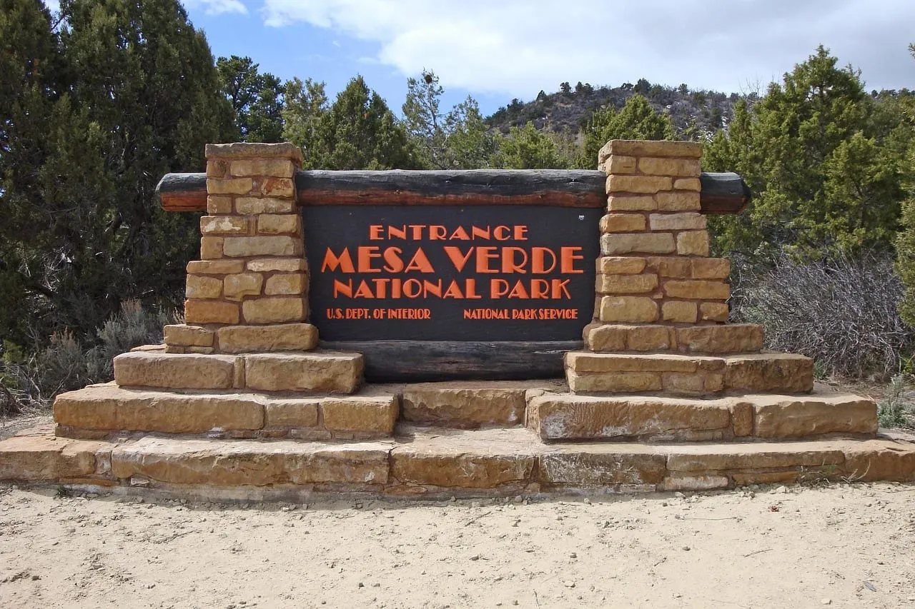Le panneau d’entrée du parc national