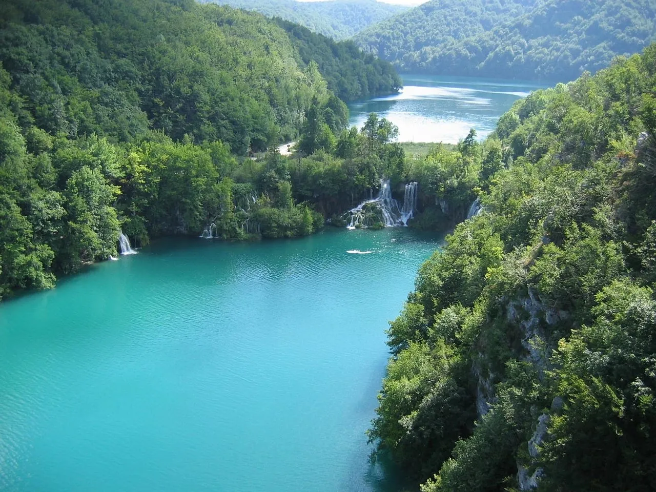 Lacs et chutes vus d’en haut